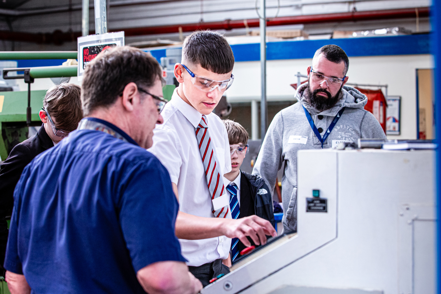 alternative of the image - See caption below