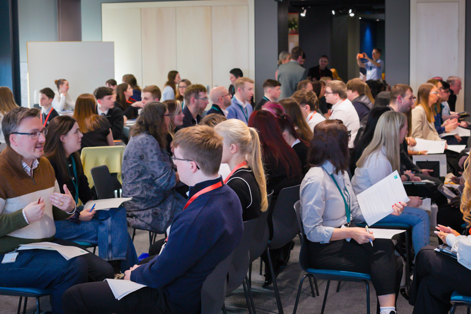 alternative of the image - See caption below